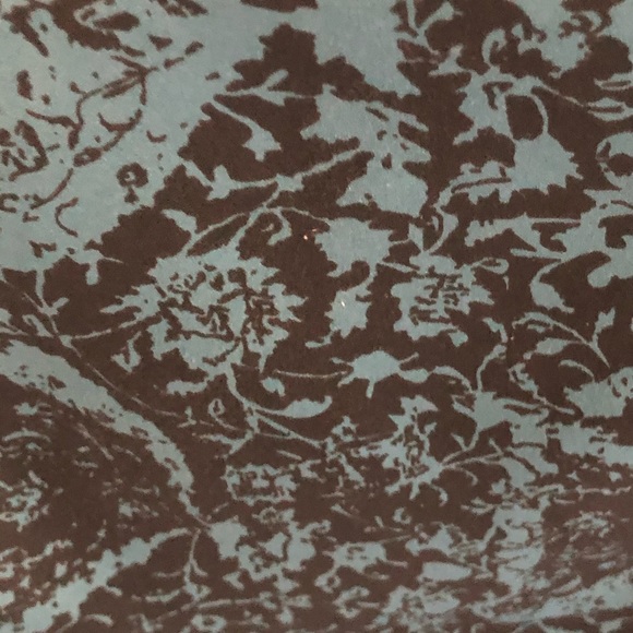 The Limited Teal and Black Silky Top - Picture 6 of 7